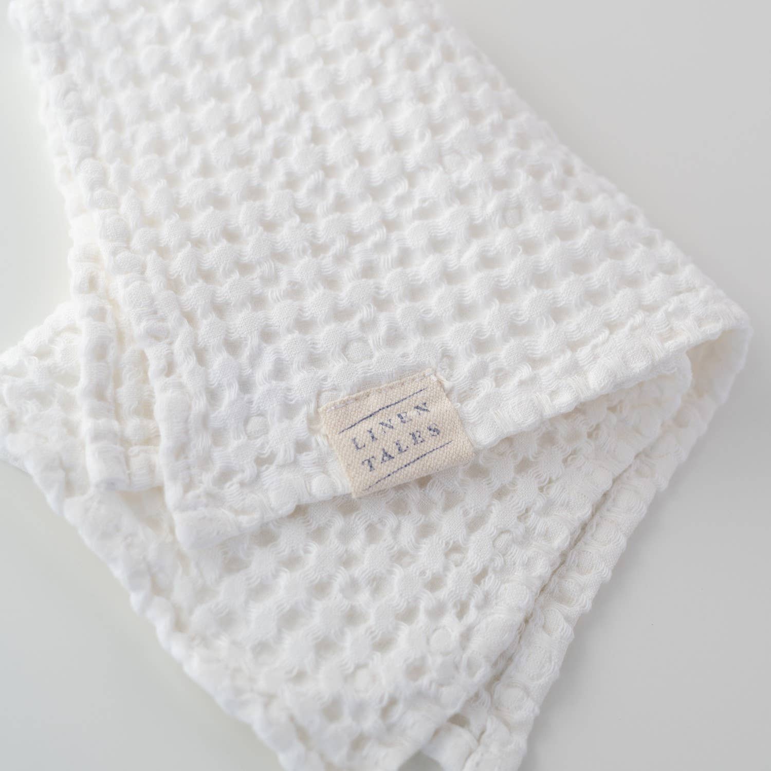 Linen Tales (We cover U.S. import duties) - Wholesale Towel Set - White Linen & Cotton Honeycomb Waffle Towels5
