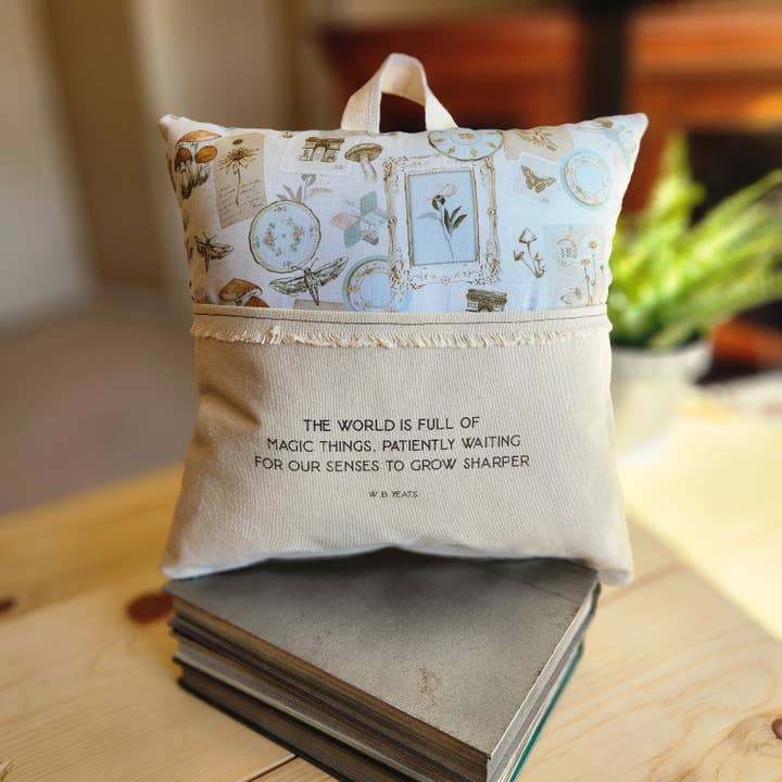 Desmond Brown – wholesale Throw/decorative pillow – The World is Full of Magic Things, Yeats, ephemera print4