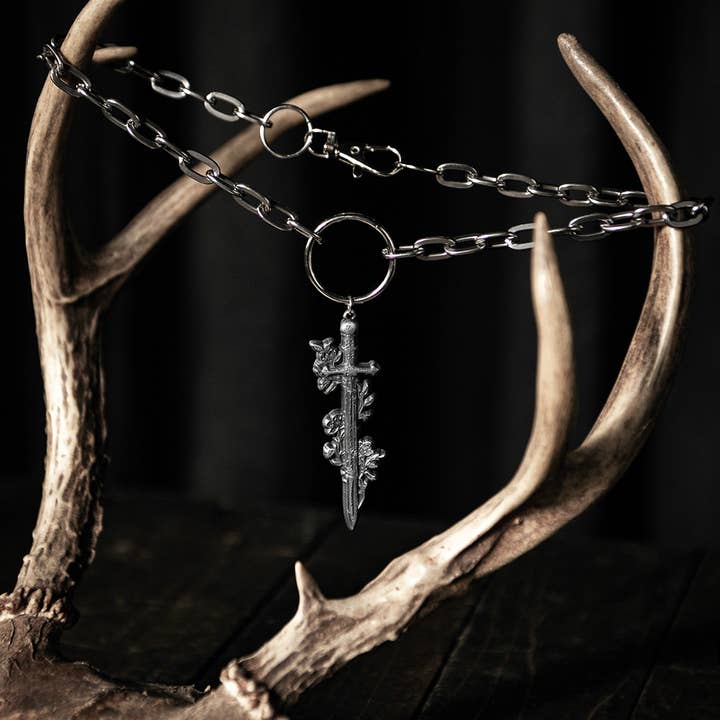The Pretty Cult - Wholesale Pendant/Charm Necklace - Wind Cleaver Necklace