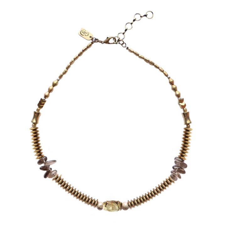 Chumani mässingsfiligran pärlhalsband för wholesale av Julie Bessette