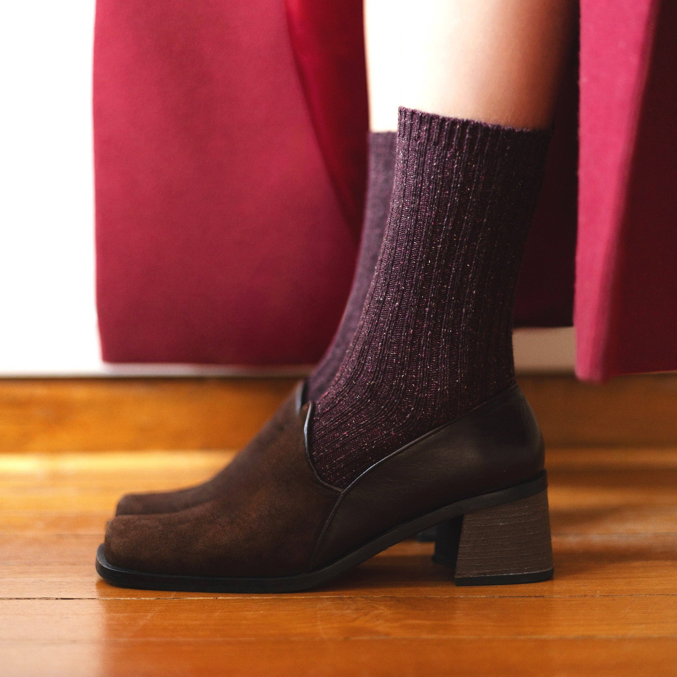 KLUE - Wholesale Socks - Unisex - KLUE Silk and Wool DUST STAR socks | Burgundy2