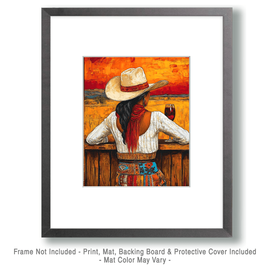 Mowbi – Engroshandel Kunsttryk – Southwest Cowgirl Nyder Solnedgangen med Vino - Vin Vægkunsttryk – 8″x10″ Kunstværk til 11″x14″ Ramme1
