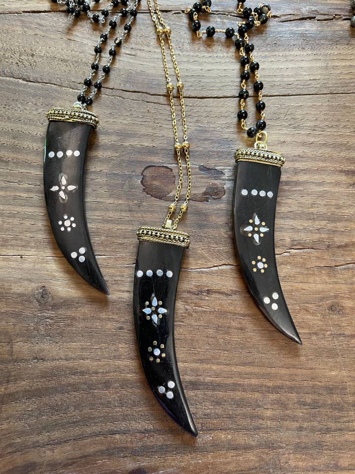 INTARSIO per la vendita all'ingrosso da parte di LARA UNDICI ACCESSORI SRLS