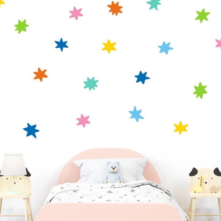 Autocollants muraux étoiles colorées - Lot de 48 - Décoration de chambre d'enfant pour la vente par Decals Online