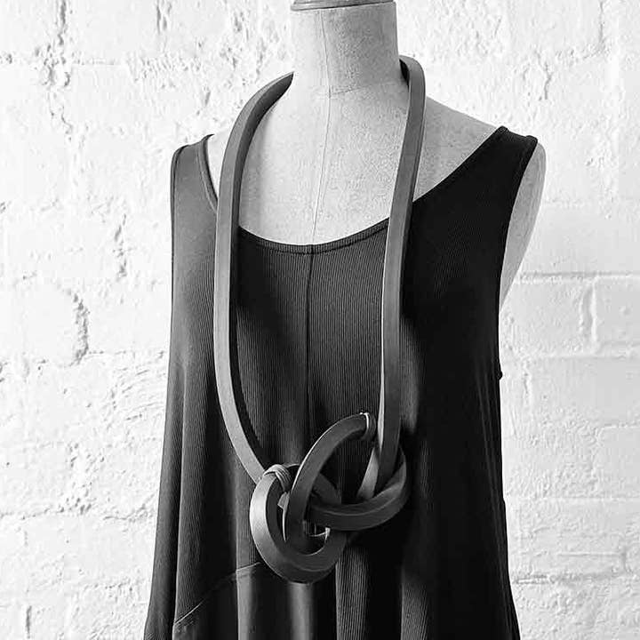 Frank Ideas - Wholesale Bib Necklace - Dramatic bold rubber statement Necklace, LONG KNOT0