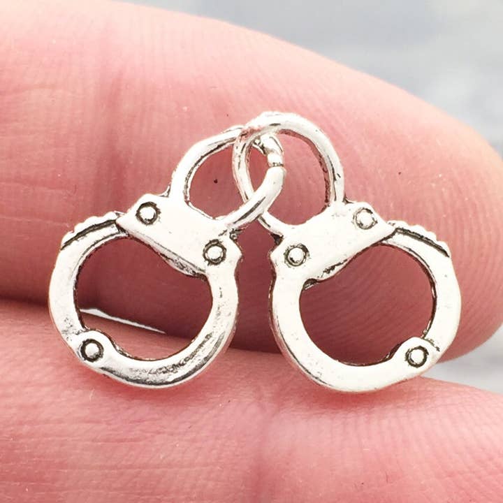 Treasure Island - Wholesale Individual Charm/Pendant - 5 Handcuff Charm Silver by TIJC SP11980