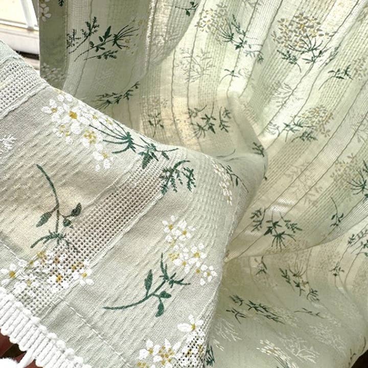 EmberLoom - Wholesale Curtain - Pom-Pom Café Curtain5