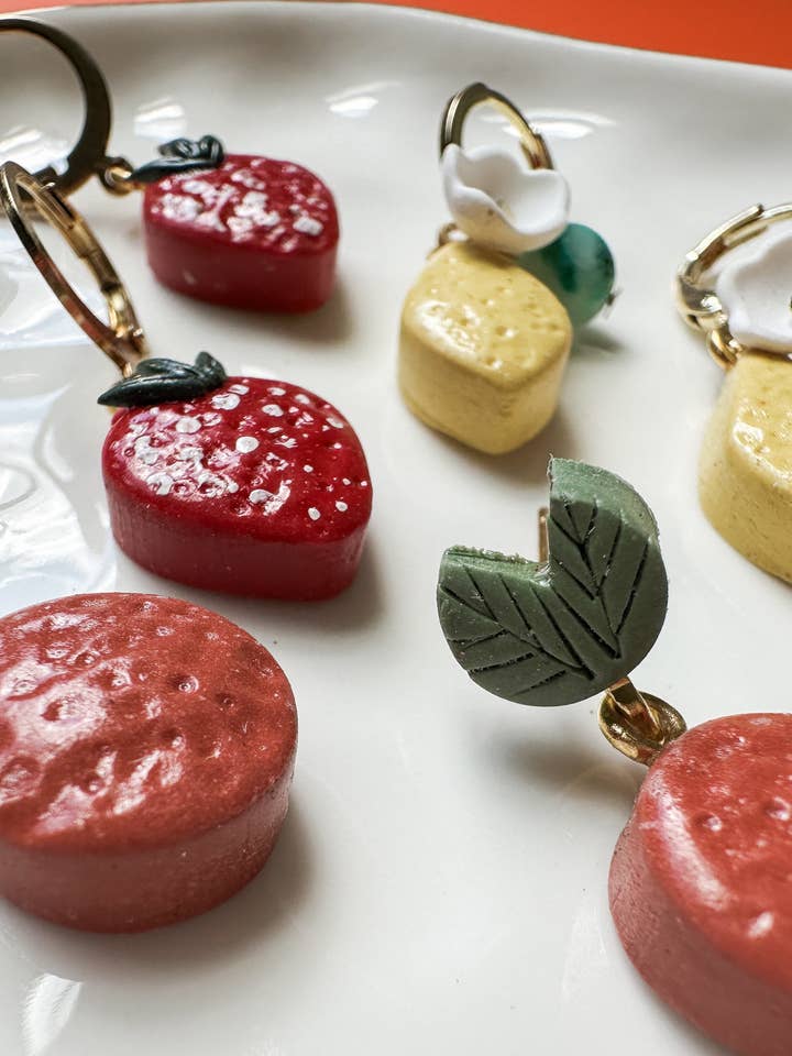 Fruit Salade Charm Oorbellen | Fruit Salade Collectie voor wholesale door Gatheringwell Shop