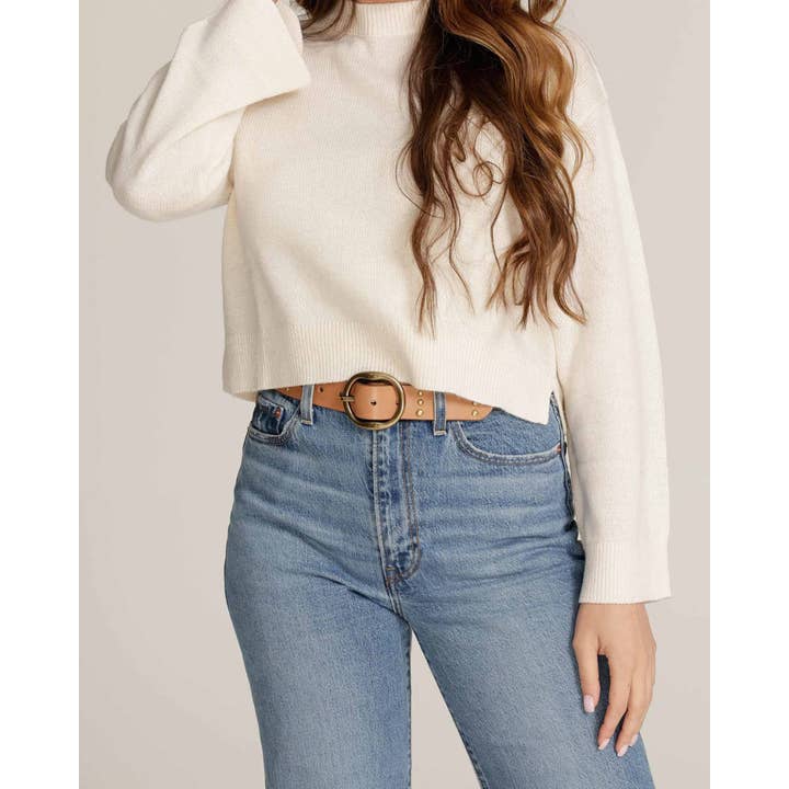 Amsterdam Heritage Leather Belts, Bags, Jackets & Apparel - Wholesale Belt - Women's - Dion | Round Buckle Leather Studded Belt