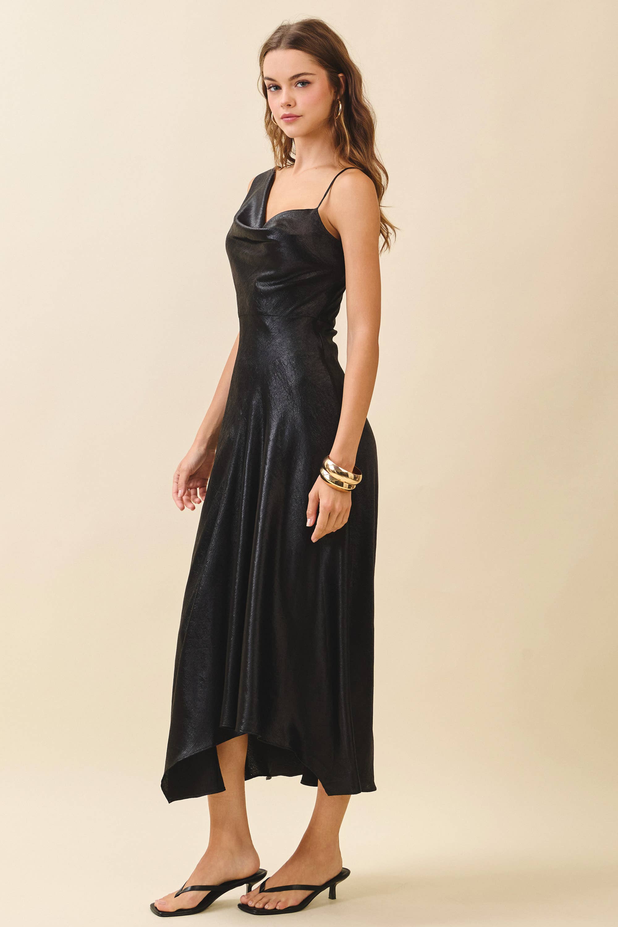 Noir CD06291-Robe Moulante Asymétrique à Encolure Drapée Métallique en vente sur Faire3