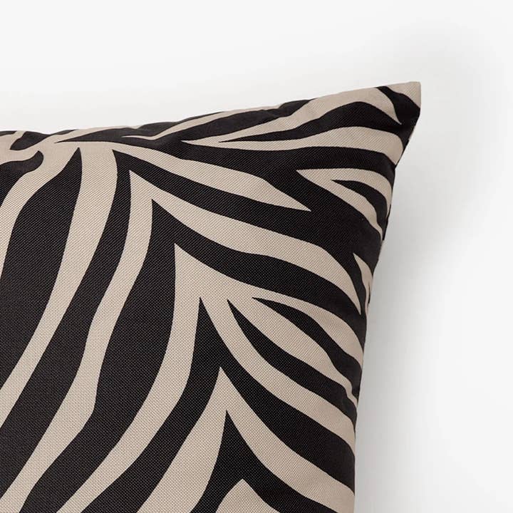 Garden Glory – wholesale Utomhusdekor – Utomhuskudde Zebra