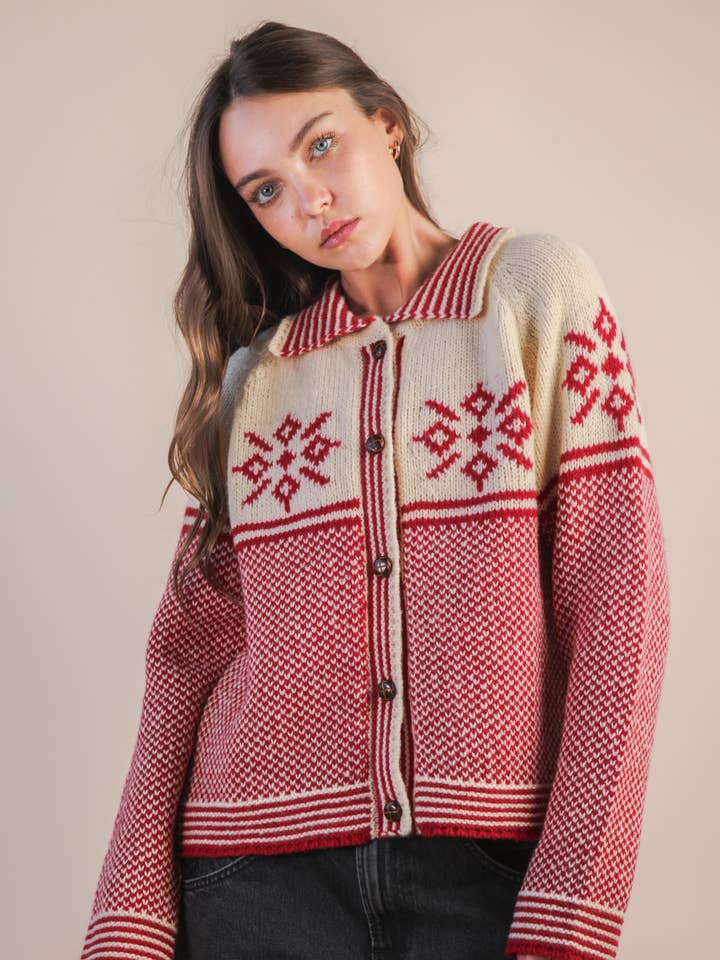 VERY J - Wholesale Cardigan - Women's - 12W3511N-Graphic Collared Knit Sweater Cardigan0