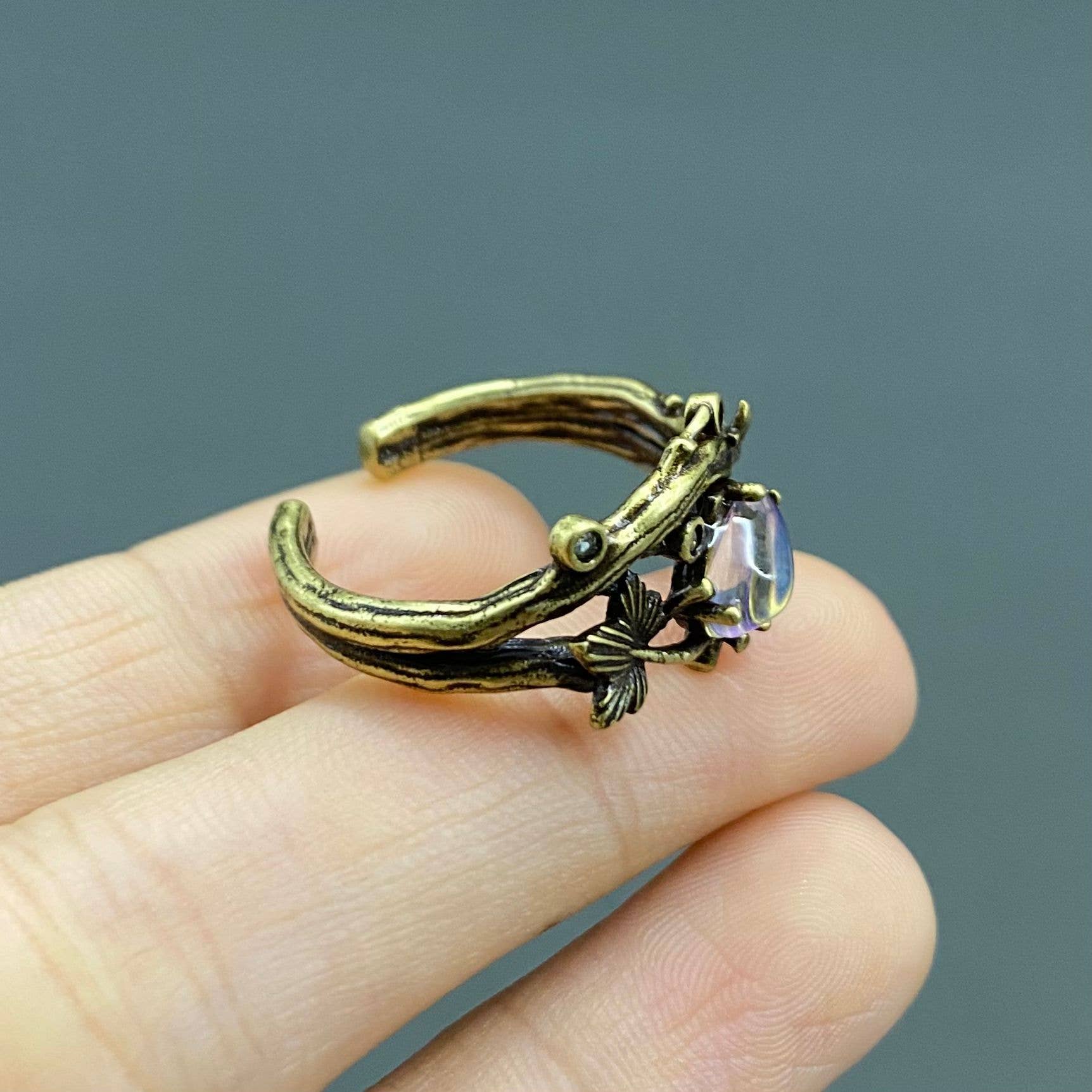 Mio Queena - Wholesale Cocktail/Statement Ring - Vintage Moonstone Foliage Bronze Adjustable Ring2