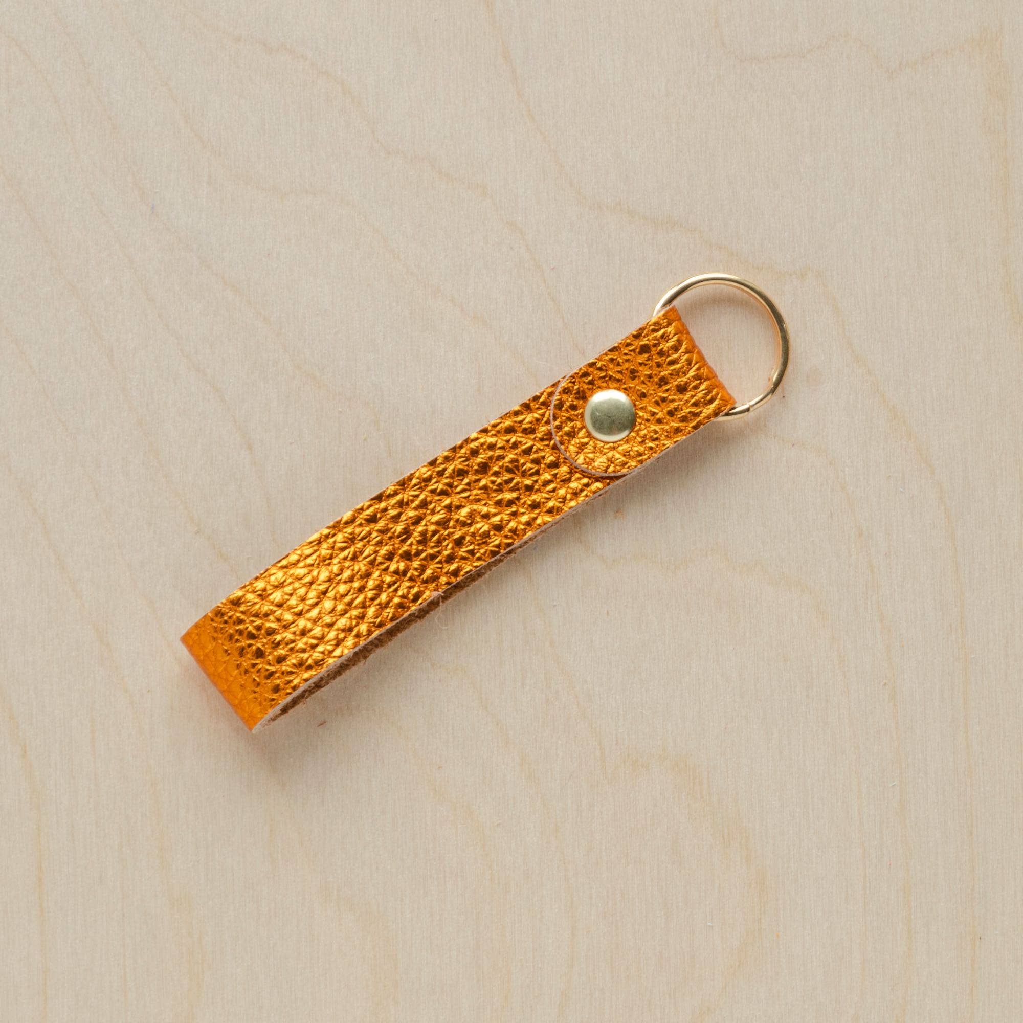 Studio Lowen – wholesale Keychain – Women's – Leather Loop Key Rings3