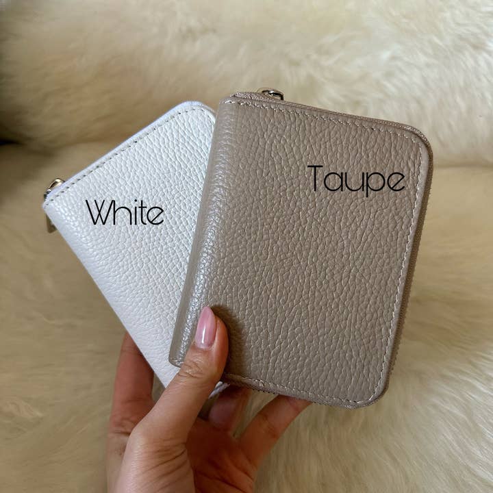 Small Wallet - genuine leather and other Purchase Wholesale small wallet. Free Returns & Net 60 Terms on Faire trending on Faire.