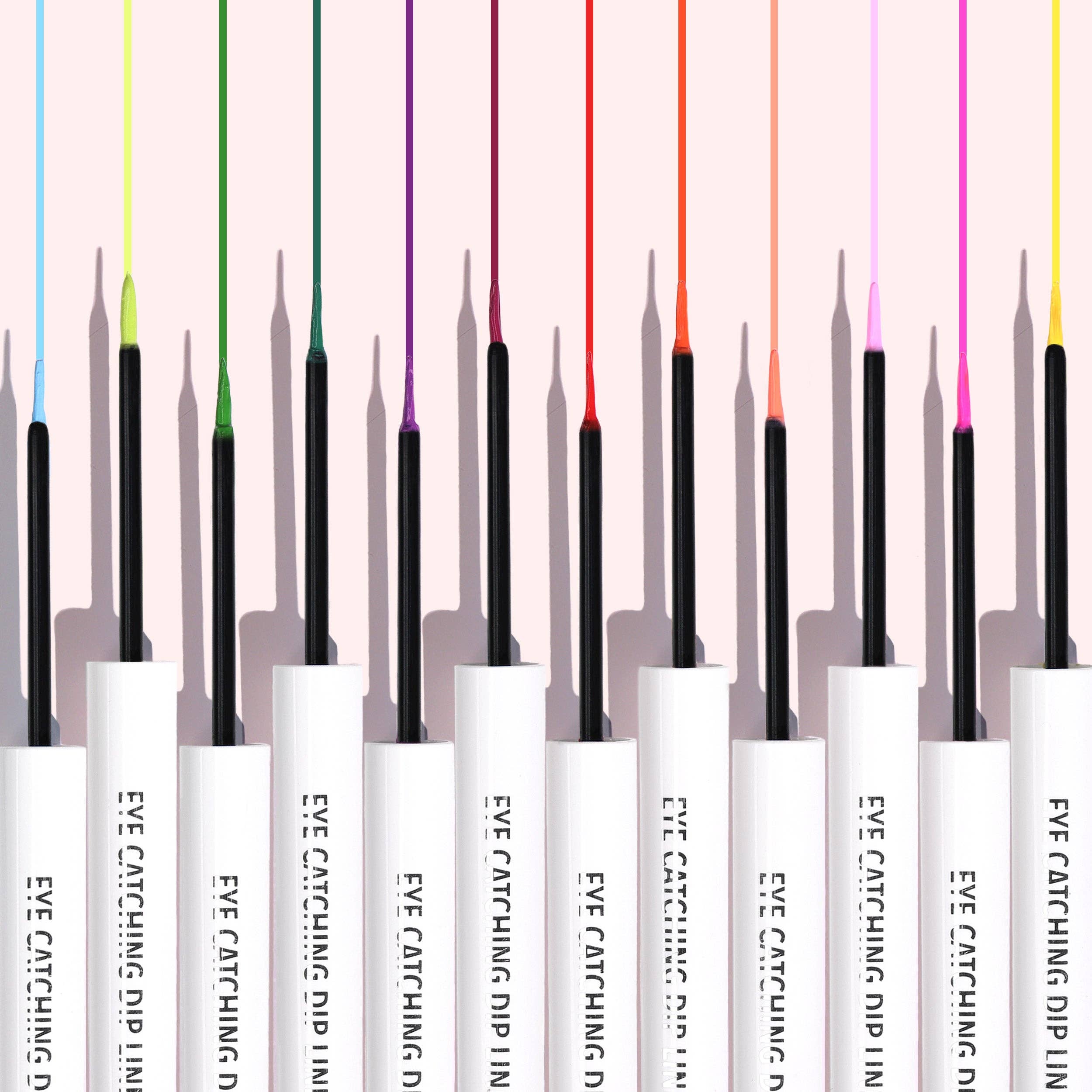 Moira Cosmetics – wholesale Eyeliner/Penna – Iögonfallande Dip Liner (017, Hot Pink)3