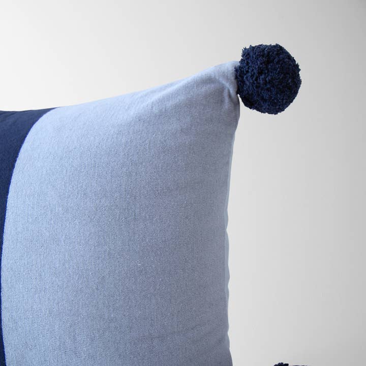 Tajik Home LLC - Wholesale Throw/Decorative Pillow - Dakota Two-Tone Knit Throw Pillow in Blue - Stylish & Modern
