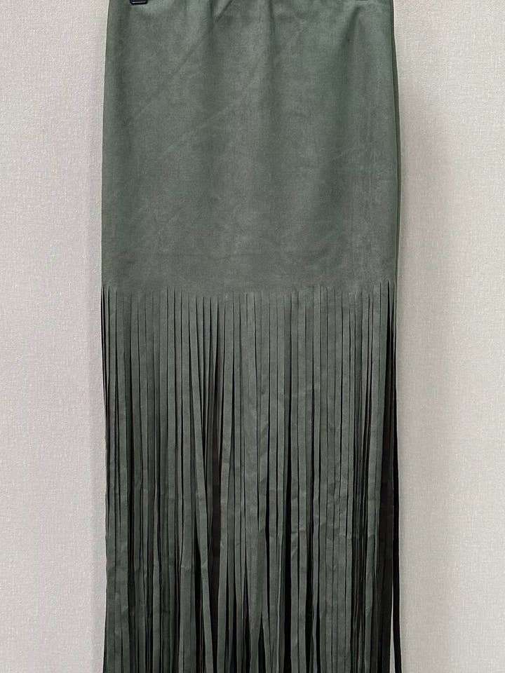 SWEET MAGIC MODA Y COMPLEMENTOS - Wholesale Skirt - Women's - SUEDE SKIRT WITH FRINGES1
