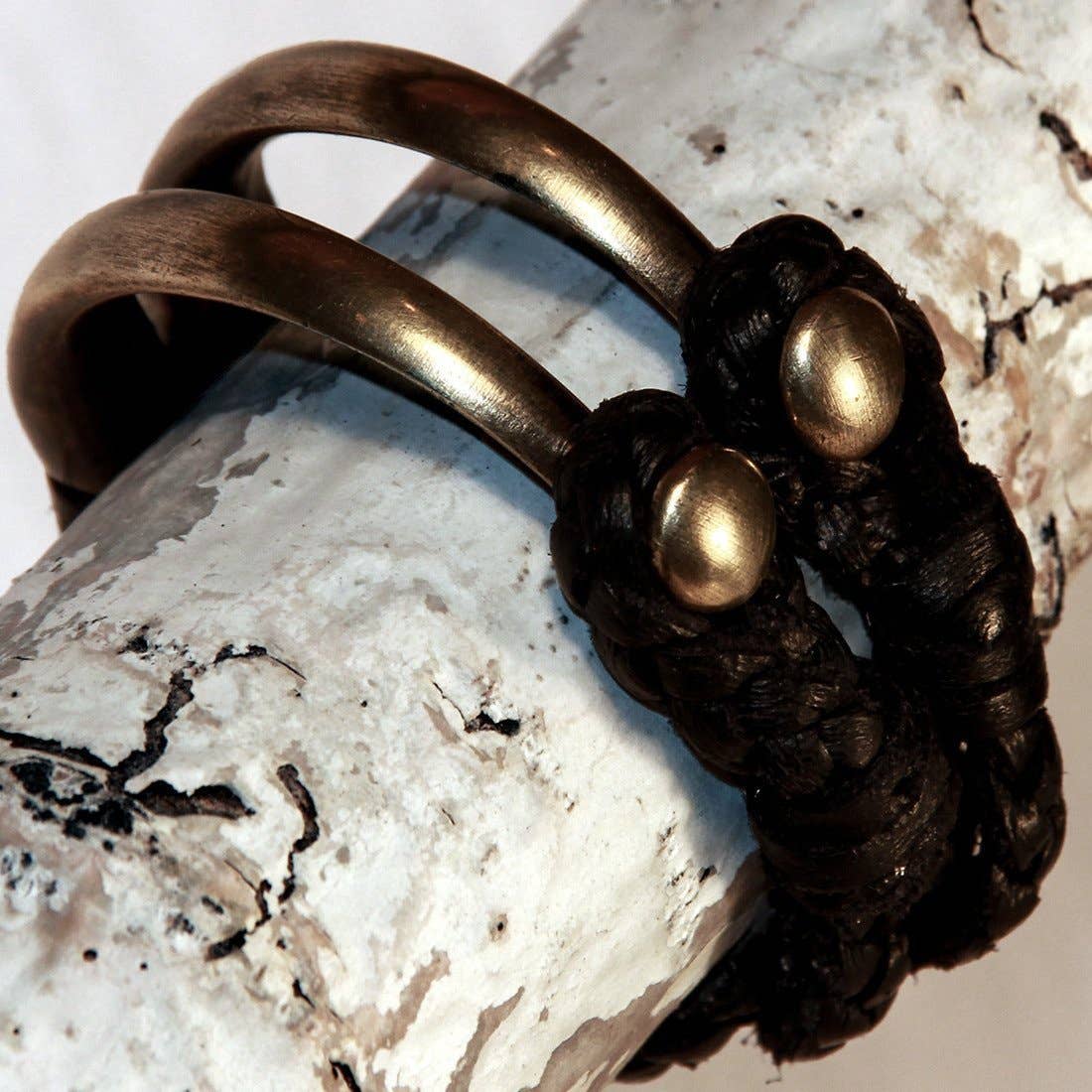 Embrazio - Wholesale Woven/Braided Bracelet - MEZZA LUNA Handmade Leather Bracelet3