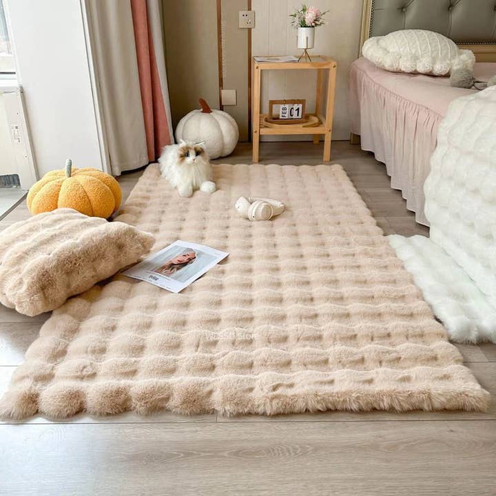 BRECK + FOX - Wholesale Area Rug - Rabbit Faux Fur Carpet
