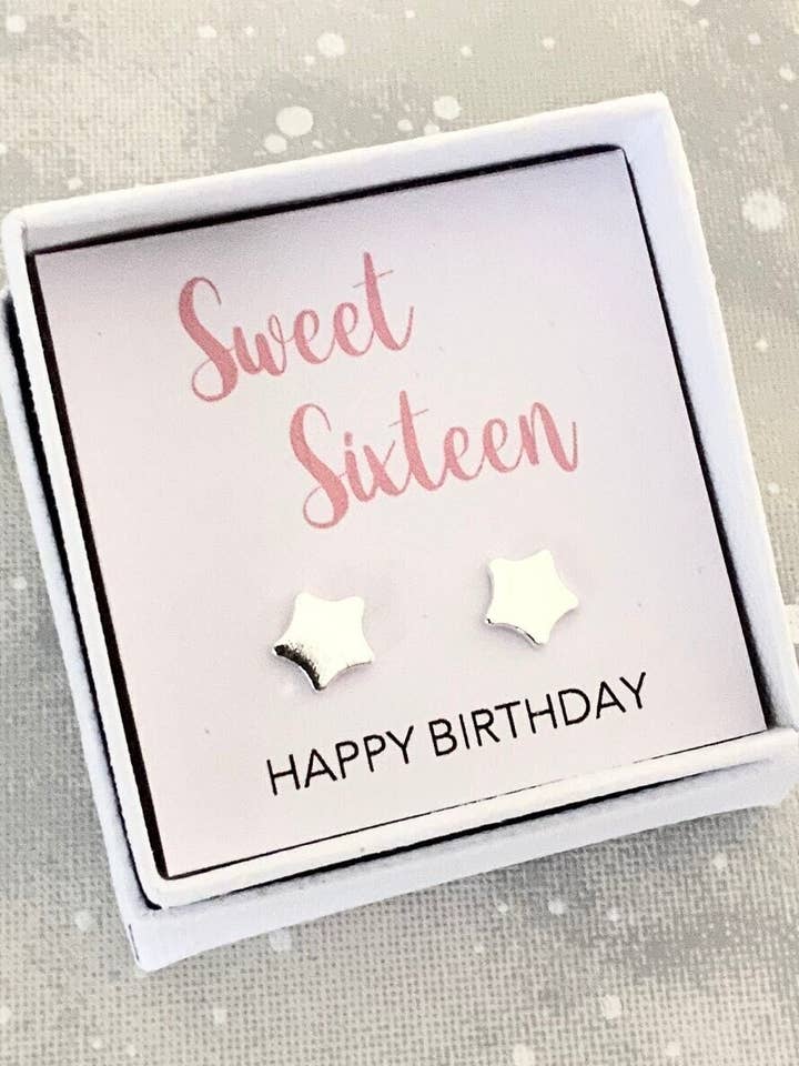 Pendientes de tuerca con forma de estrella Sweet Sixteen, regalo personalizado para venta al por mayor de The Gift Club