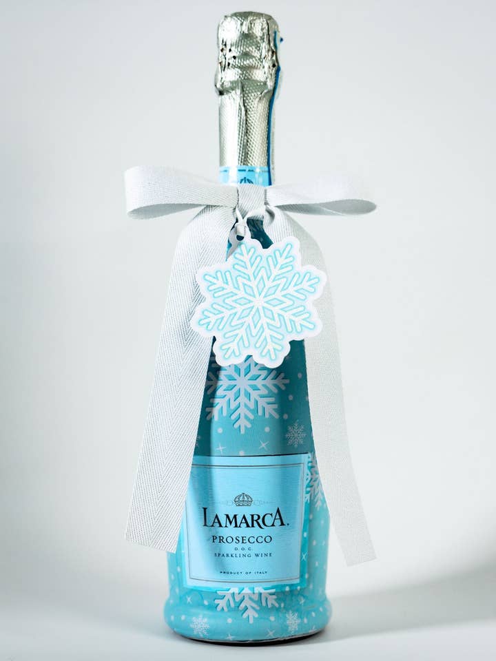 Ensemble assorti édition limitée Beau Bottles X Wrapido! de housse de bouteille flocon de neige et nœud de bouteille™ - Collection Prosecco pour la vente par Wrapido!