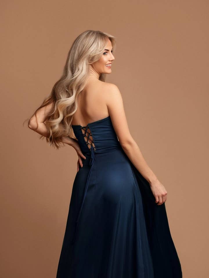 Eva & Lola - Epsilonn - Wholesale Gown - Women's - HM2472 - Elegant long dress5