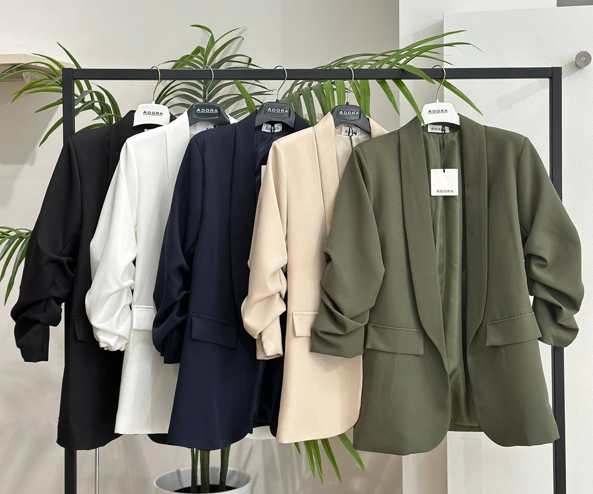 ADORA - Wholesale Blazer - Dames - Blazer met geplooide mouwen1