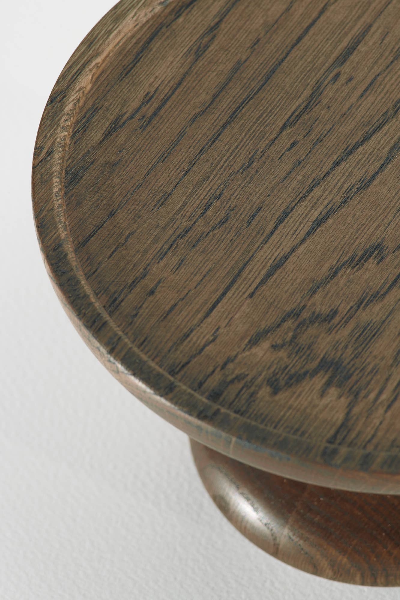 OVO Things – Suporte de vela por atacado – Suporte médio para vela em carvalho envernizado4