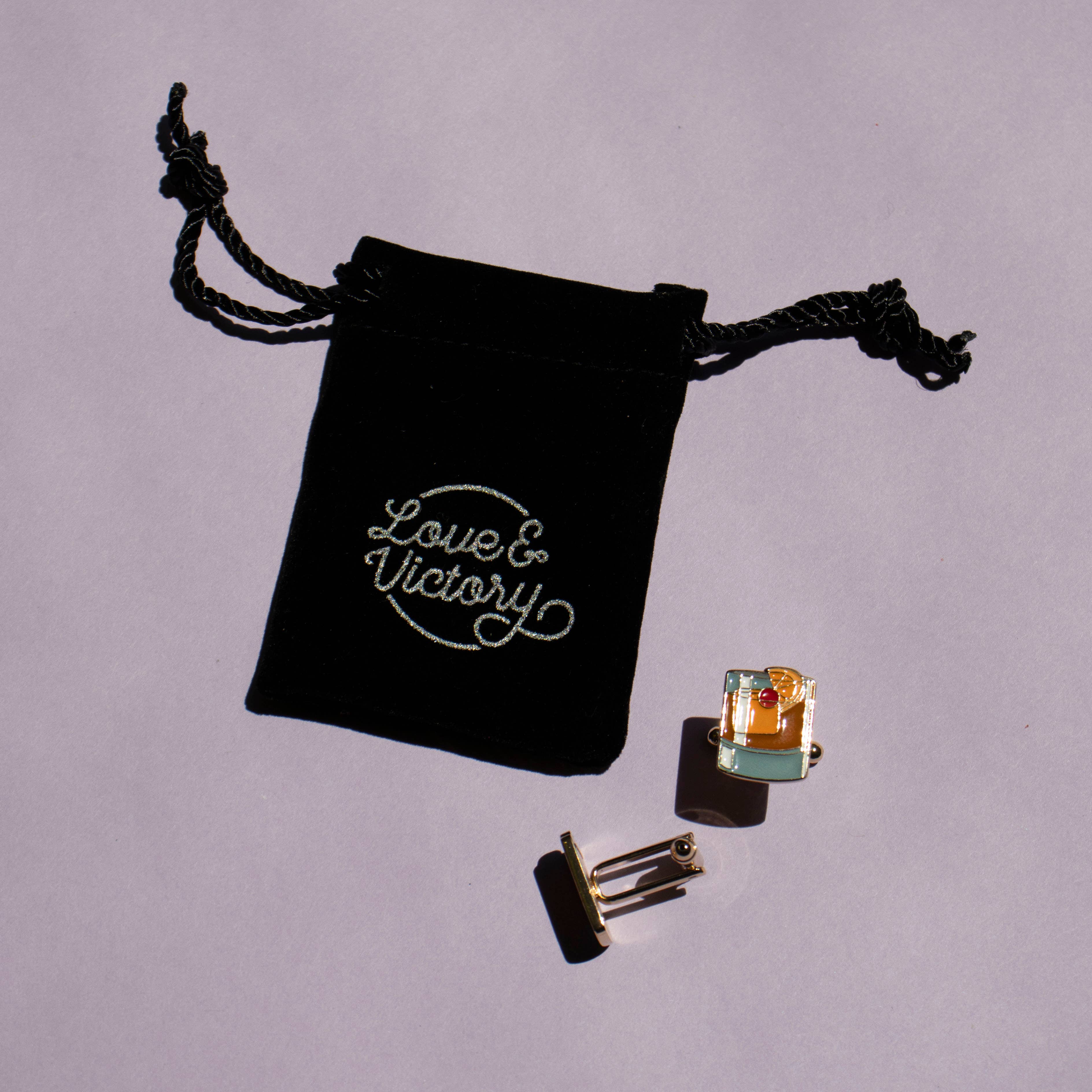 Love & Victory - Wholesale Cufflinks - Old Fashioned Cufflinks3