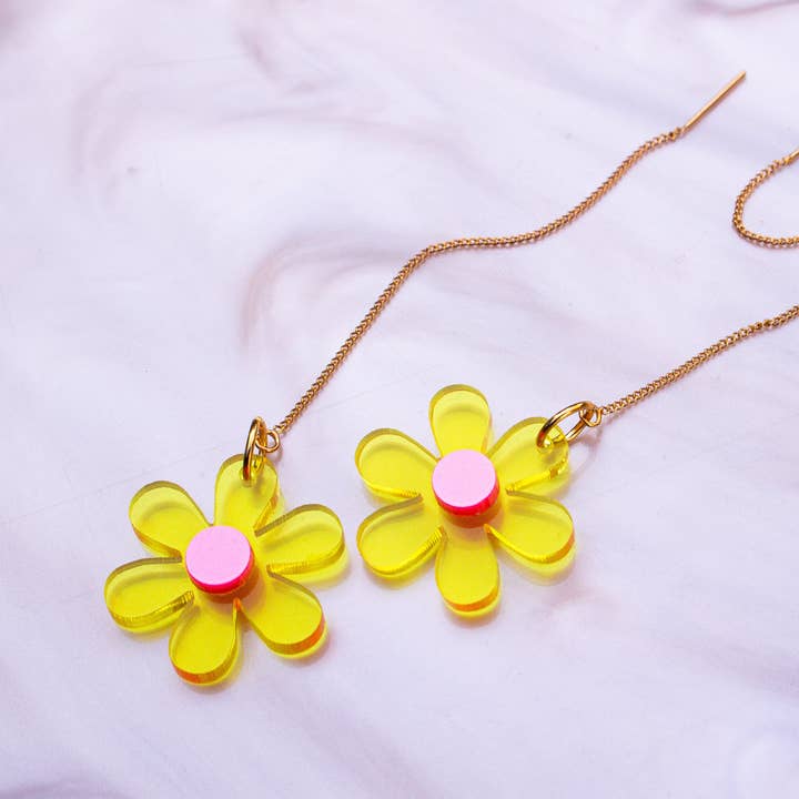 Boucles d'oreilles florales Dainty Spring and Summer pour la vente par Sunshine Studio
