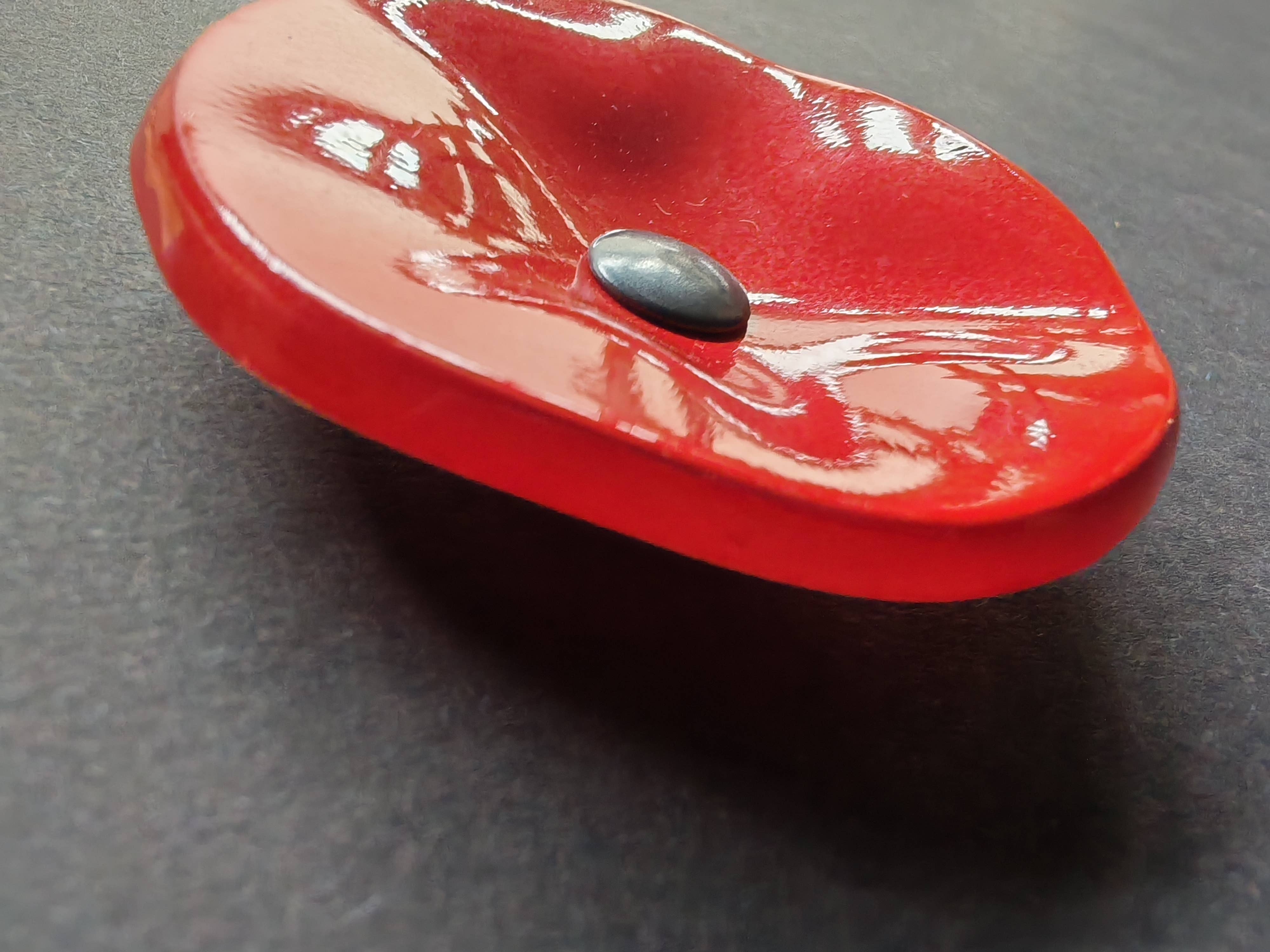 CARNEOL GLASS - Wholesale Garden/Lawn Stake - Small Glass Flower For Outside In Red44