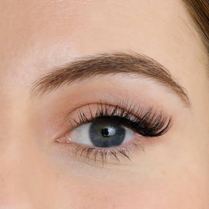 Lola's Lashes - Wholesale False/Fake Eyelashes - Pixie Half Strip Lashes