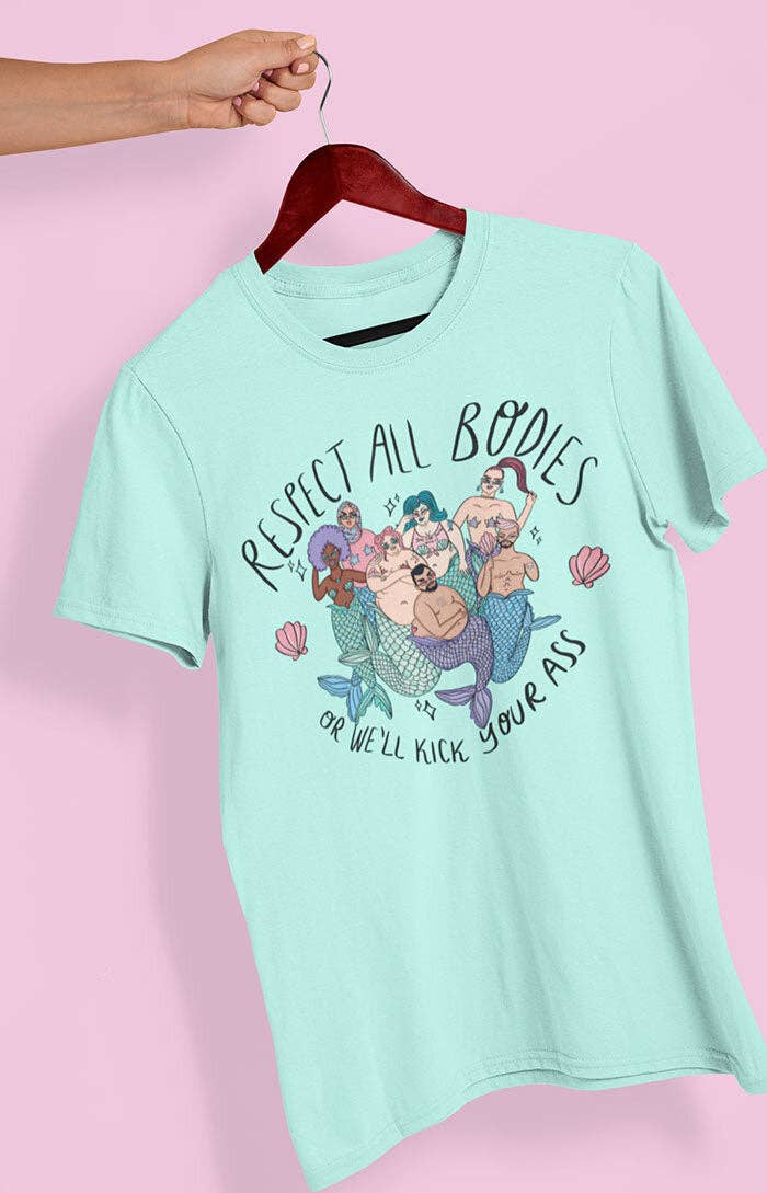 Chiaralascura – wholesale T-shirts med screentryck – Dam – Unisex t-shirt i ekologisk bomull med Body Positive sjöjungfruar8