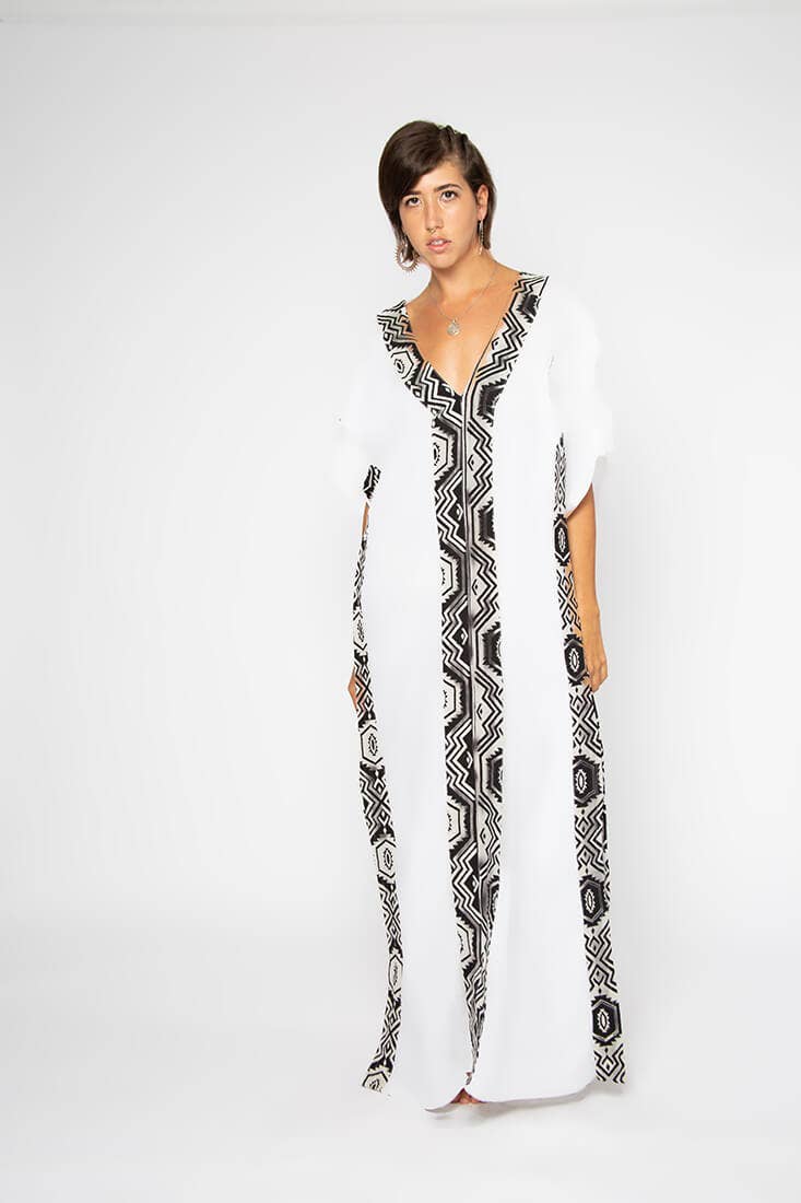 Omni Collection – wholesale Kaftan - Dam – Kaftanklänning med afrikanskt mönster och öppen rygg5