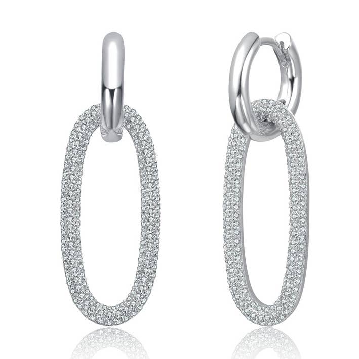 Boucles d'oreilles créoles incrustées de zircon cubique pavé clair (84099) pour la vente par Rachel Glauber