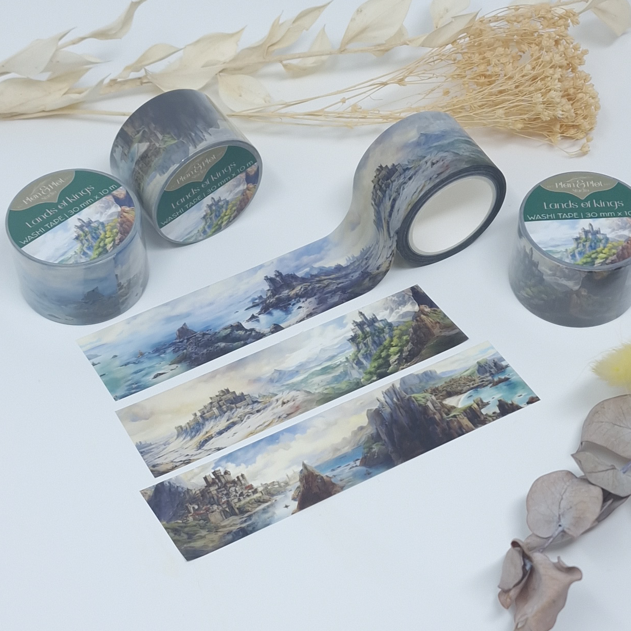 Plan & Plot Studio - Vente Rubans adhésifs Washi - Washi tape « Lands of Kings » avec paysages et châteaux médiévaux3