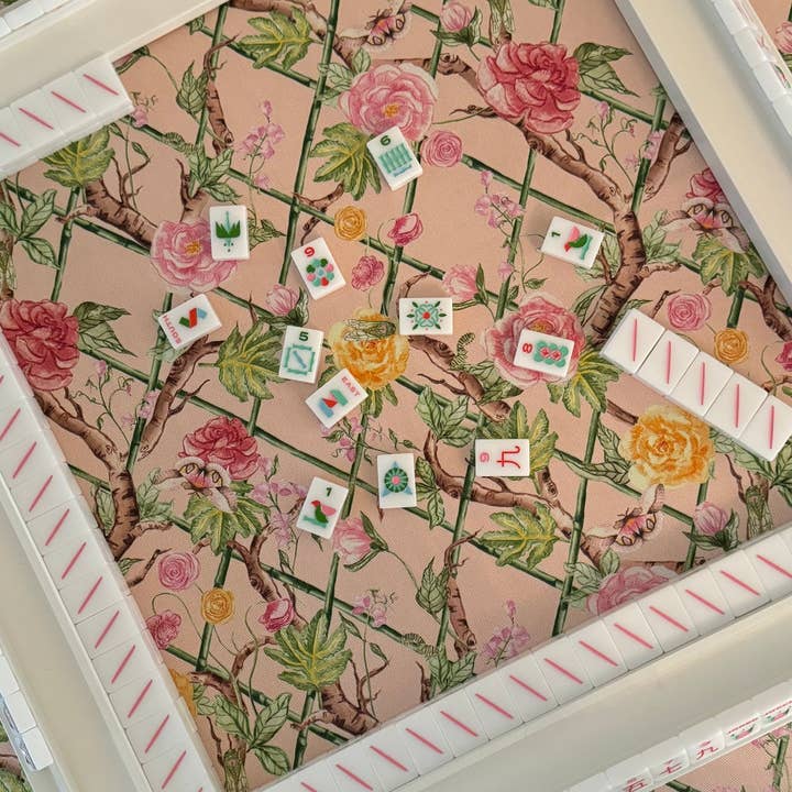 ENGROS Bølgeformet Firkantet Bordløber | Klatreroser - Blush for engroshandel hos Frances Fields Home, formerly Fenwick Fields