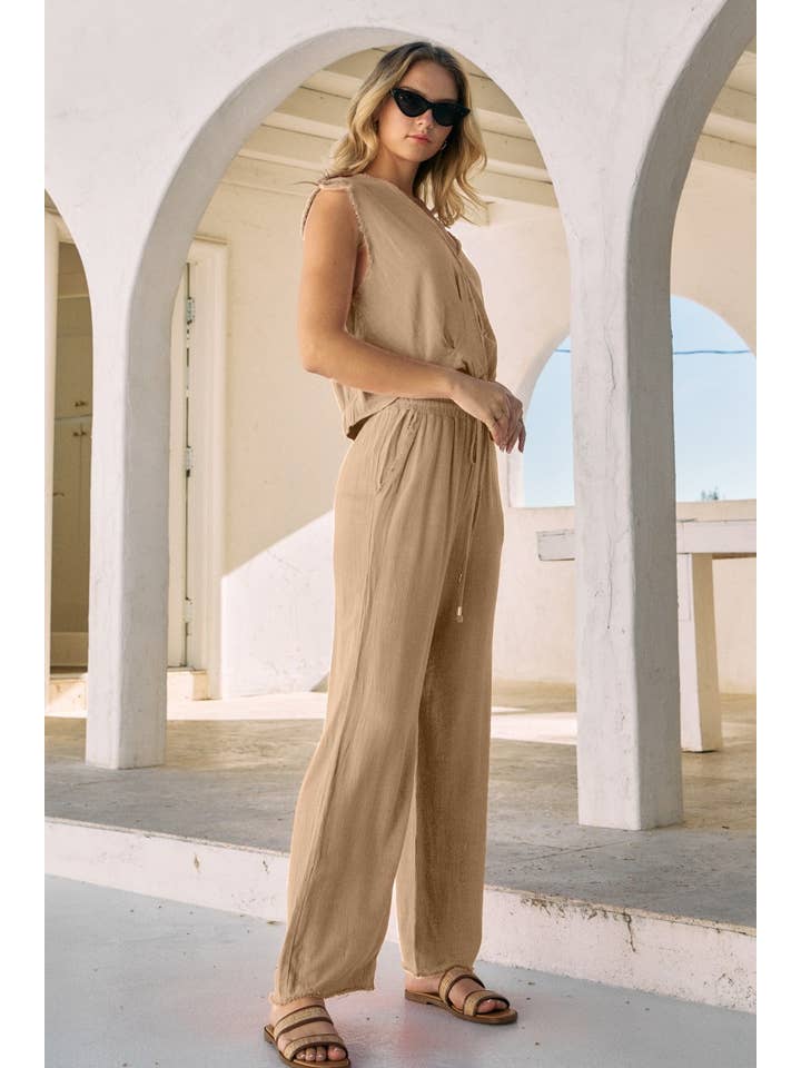 Oddi – Blusa - Mulher por atacado – Top Muscle com detalhe de borda desfiada em linho1