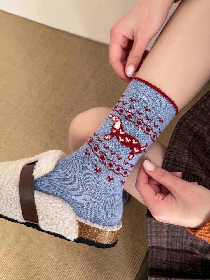 Happy Knits - Wholesale Socks - Women's - Women's Wool Socks - Warm Dachshund Pattern Winter Socks5