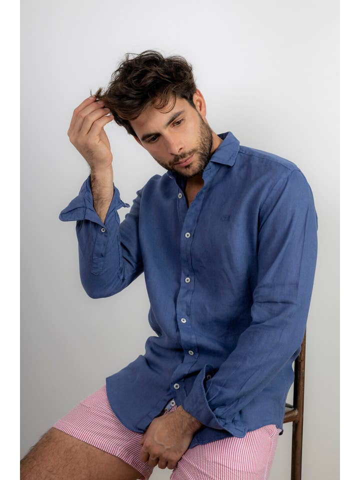 Custi Mikelo: Men's Clothing & Christmas Gifts - Vendita all'ingrosso Camicia button down - Uomo - Camicia blu in lino | Lanzarote4