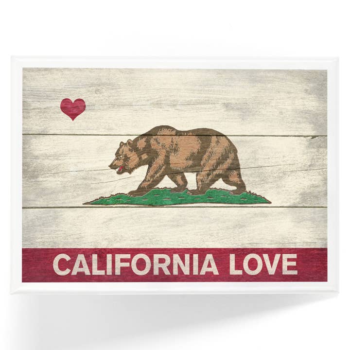 MAGNET California Love, Bandera del Estado con Corazón para venta al por mayor de Lantern Press