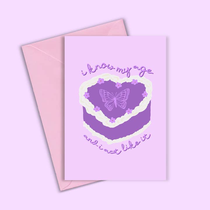 Je connais mon âge et j'agis comme ça - Carte d'anniversaire Olivia Rodrigo pour la vente par Danni Boden Designs