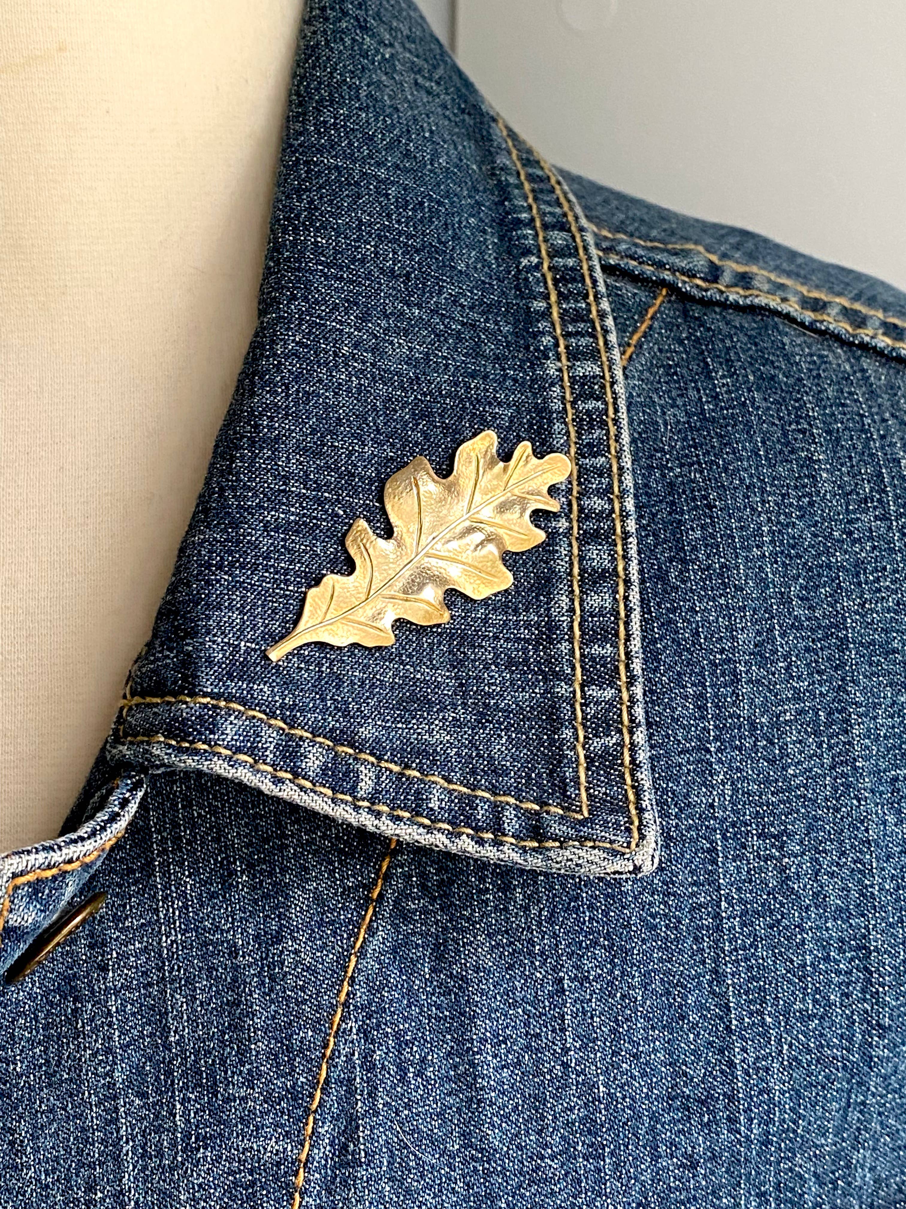 Red Truck Designs - Wholesale Brooch - Gold Oak Leaf Brooch Autumn Pin Gold Leaf Oak Tree