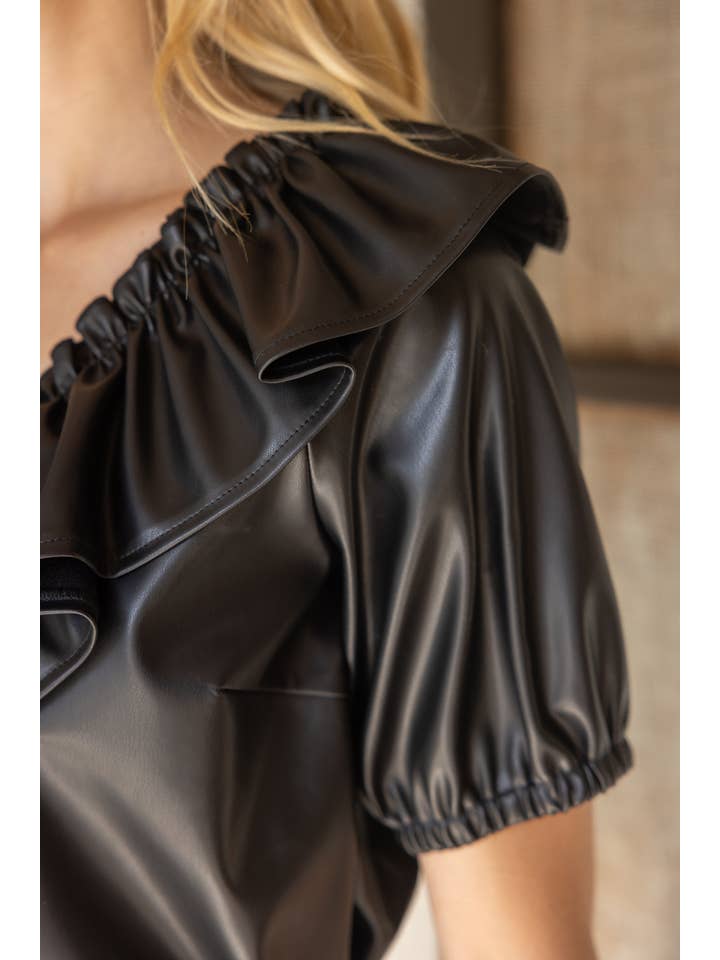 Preto 33147 Fato Largo Gola V Tampo em Pele Faux para venda a revendedores na Faire11