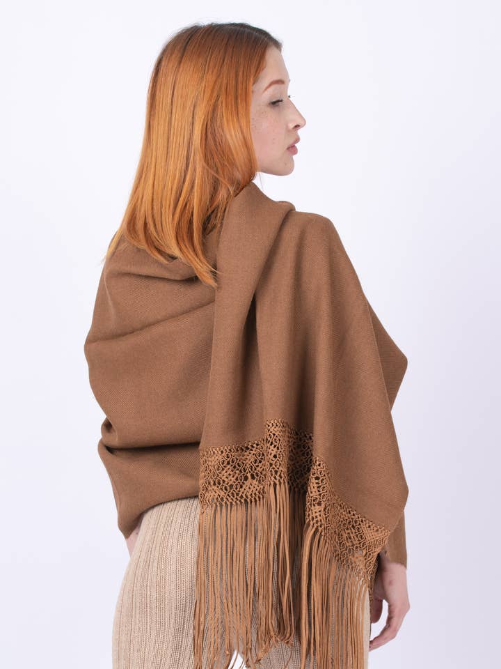 Wila Alpaca Macrame sjal for engroshandel hos Yanawara