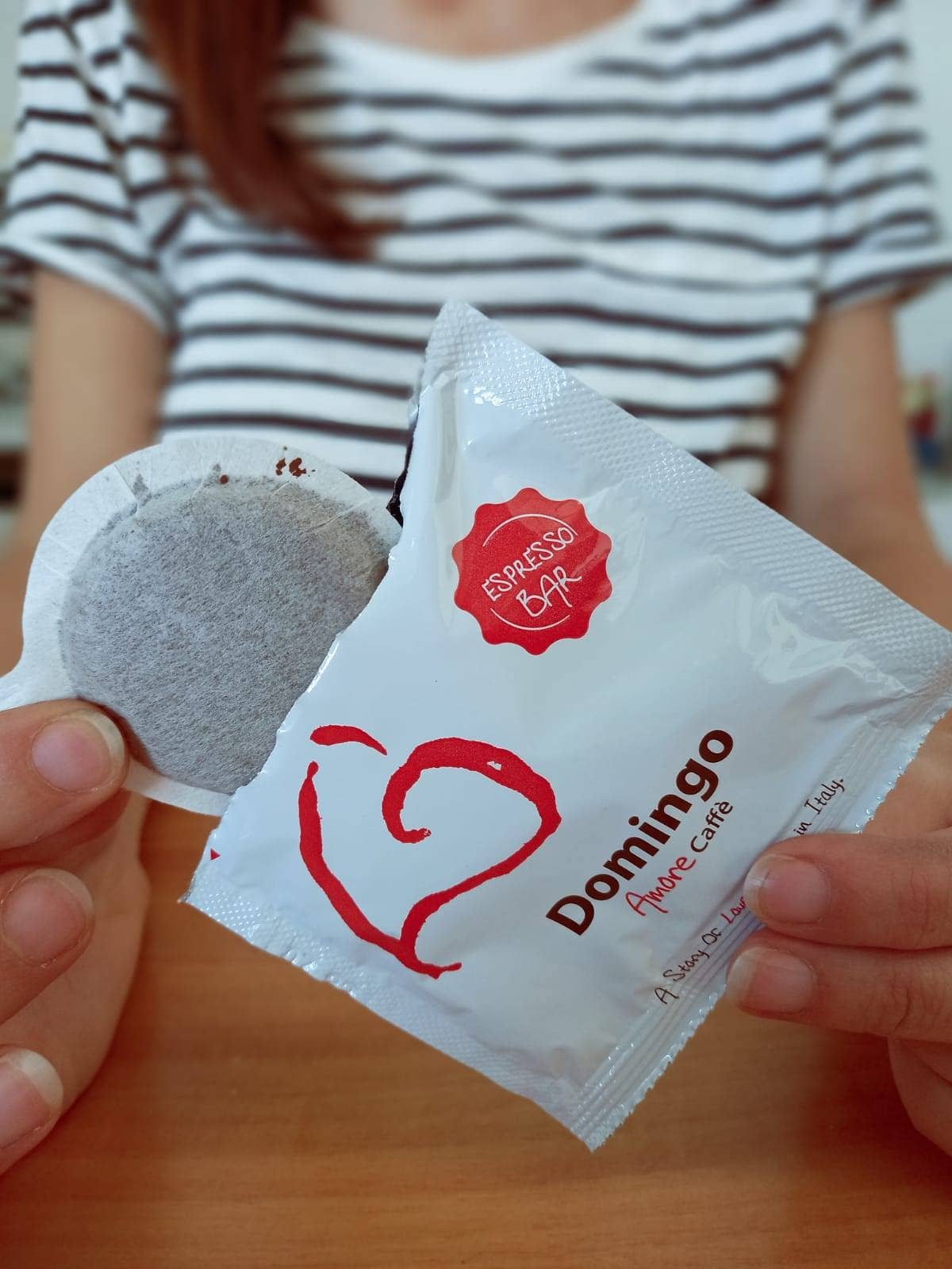 Domingo Caffè – Engroshandel Instant kaffe/espresso – Italiensk espresso i ESE-pods med Espresso Bar-blanding1