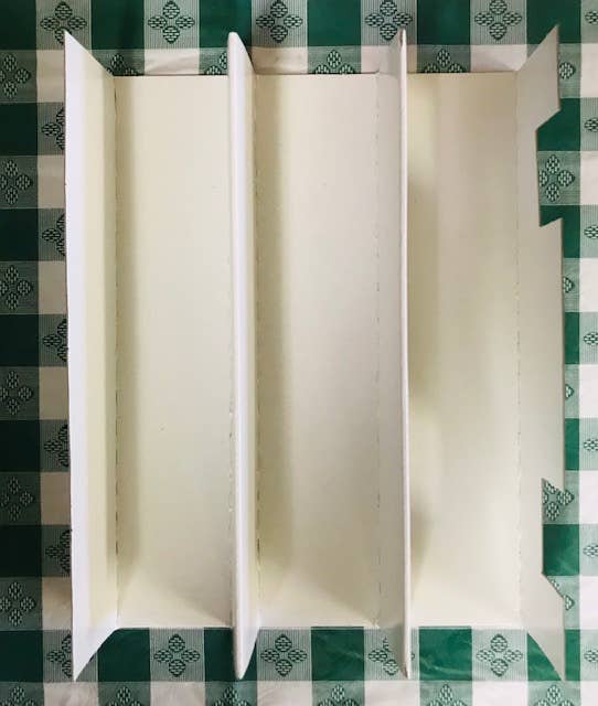 Ariston Specialties – wholesale Presentbox – Ariston tomma presentförpackning för 3 Ariston flaskor 8,45 oz storlek1