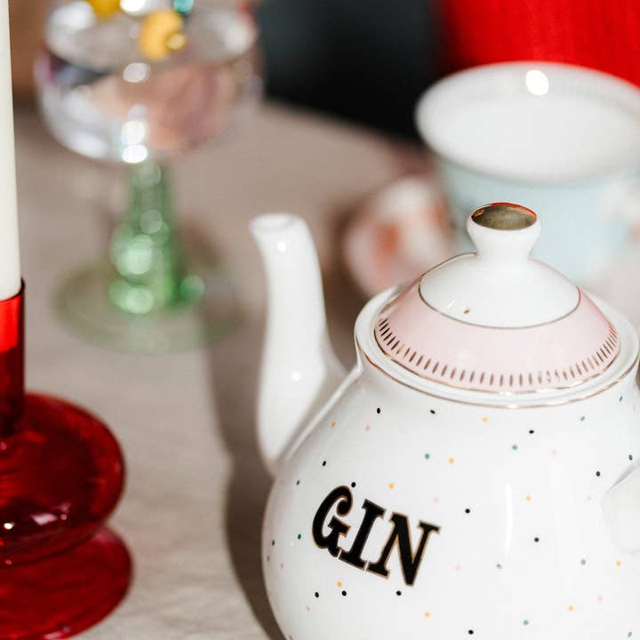 Yvonne Ellen - Wholesale Tea Pot - Yvonne Ellen Gin Teapot1