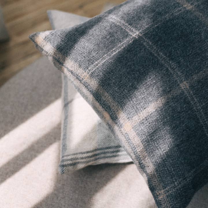 Linen Way Inc. - Wholesale Throw Pillow Cover - Awenda Alpaca Plaid Pillow Cover - in 2 colors